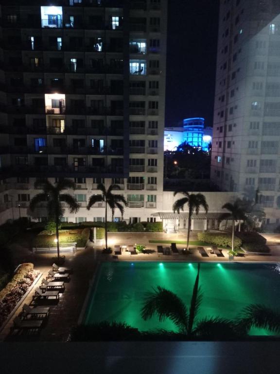 Sea Residences Staycation Near Moa Pasay by Jhay
