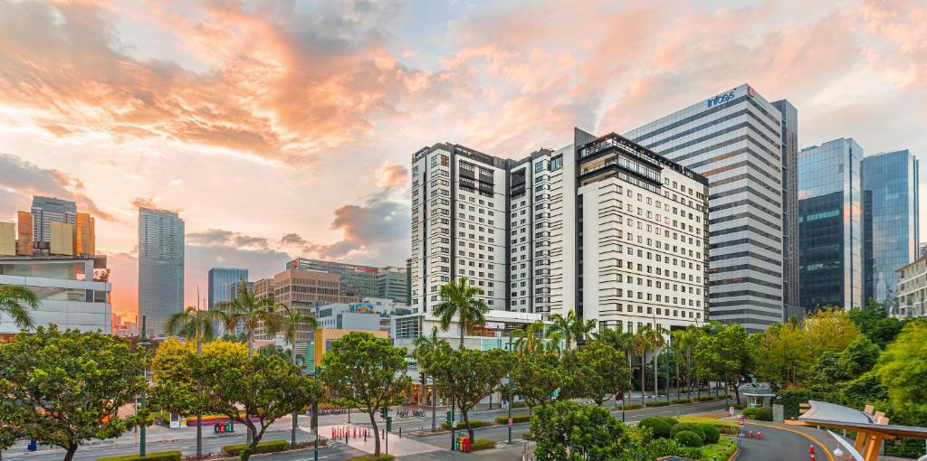 Seda Bonifacio Global City