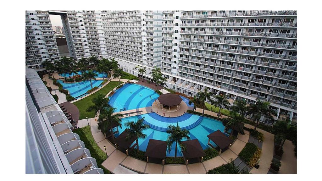 Shell Residences near Mall Of Asia