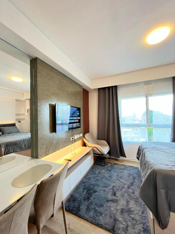 Sleek Stay in Bacolod