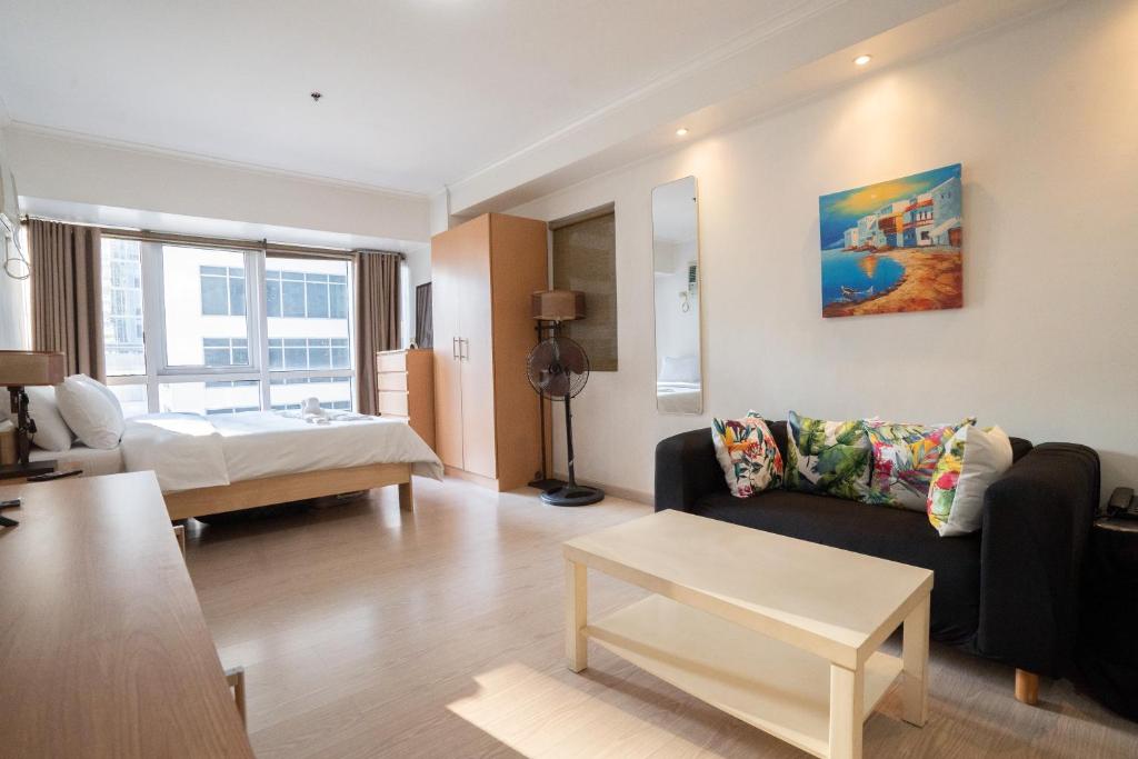 StayHere BGC City Studio in SOMA near SM Aura