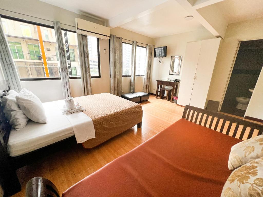 Stone House Hotel Manila