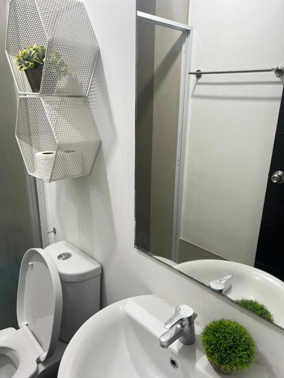 Studio Beside Abreeza Ayala Mall