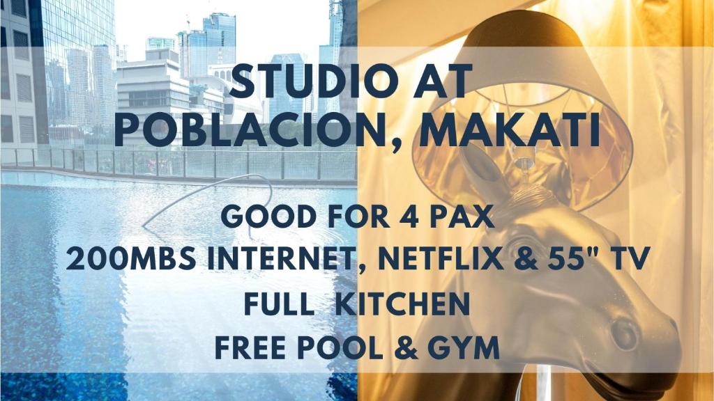 Studio for 4 with Netflix, 55in TV, 200Mbs net, in heart of Makati