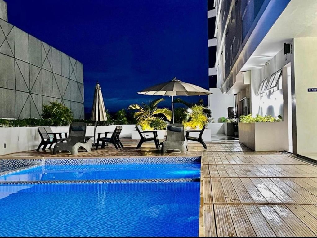 Inspiria Cozy Condo