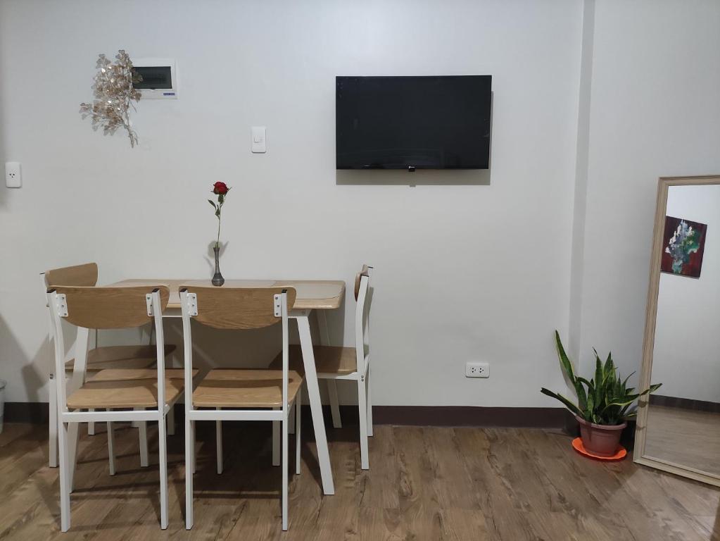 Condo Unit at Amani Grand Resort Residences, 3-5 minutes from the Airport