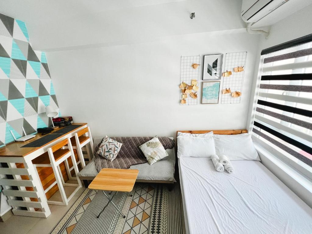 Tagaytay Staycation 1Br w/ Balcony at SMDC Cool Suites
