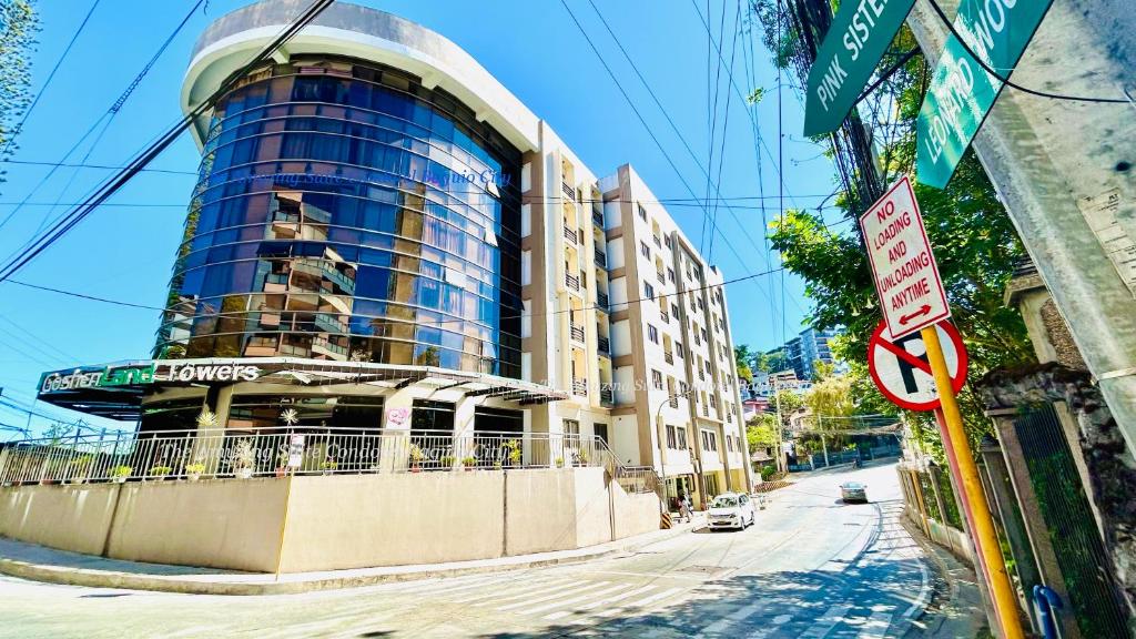 The Amyzing Suite-2BR Condotel Goshen Land Towers, Central Baguio