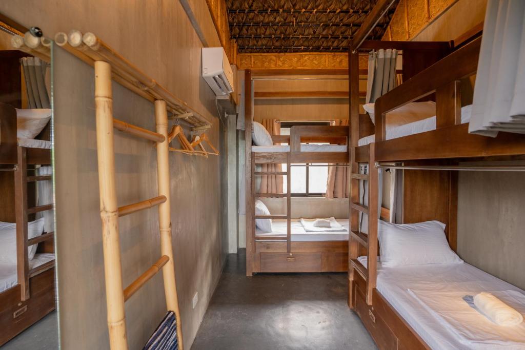 The Circle Hostel, La Union