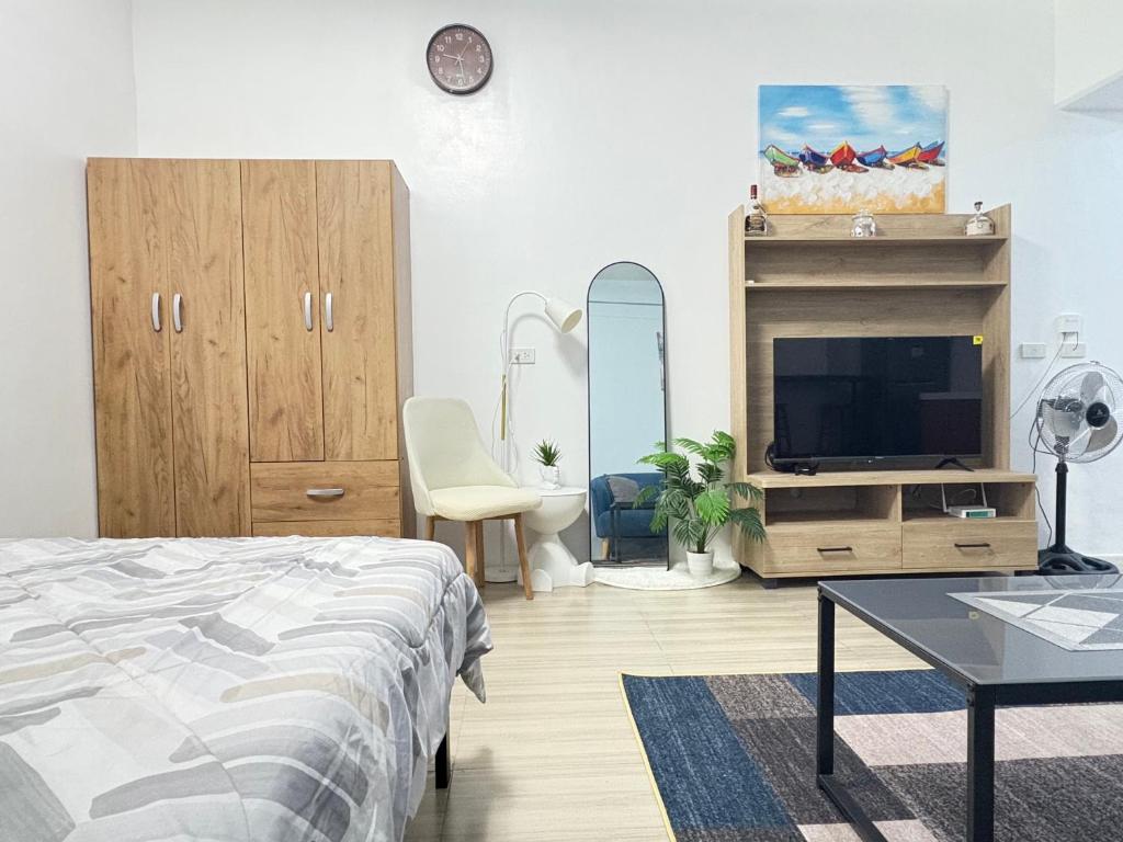 The Cozy Room with Pool Access Studio Unit 1BR