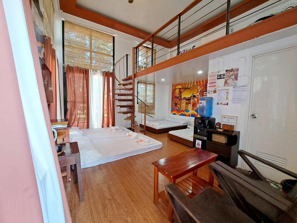 TheBistroHouse - Vigan Loft Unit