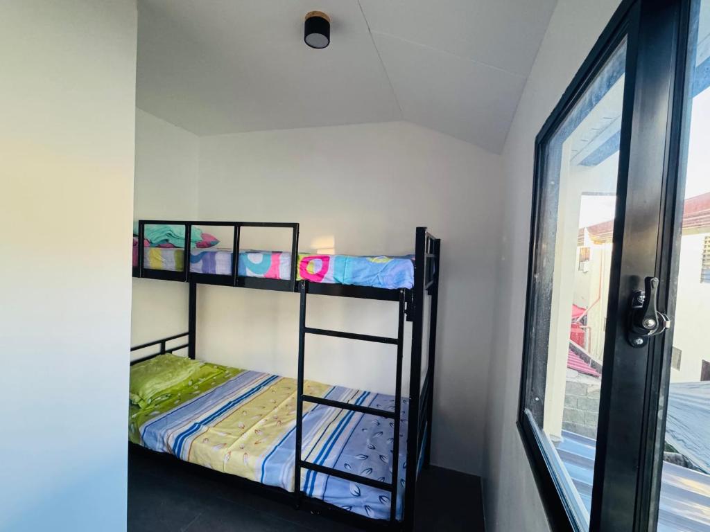 Beautiful Townhouse at Deca Homes Talomo