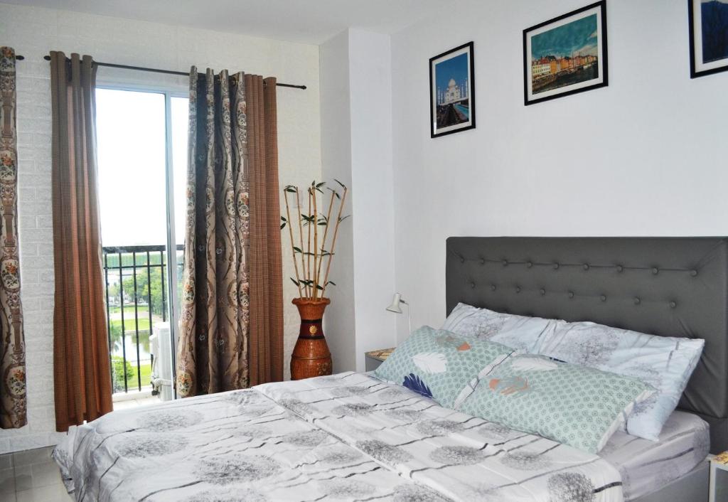 Unit 1109 Cityscape Residences