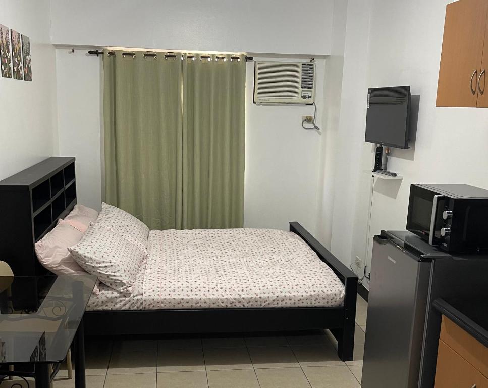 Unit in cypress tower taguig