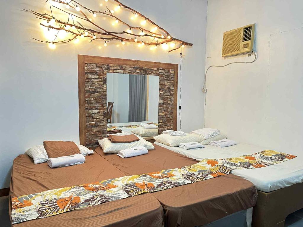 R & J Homestay in Naga Cebu