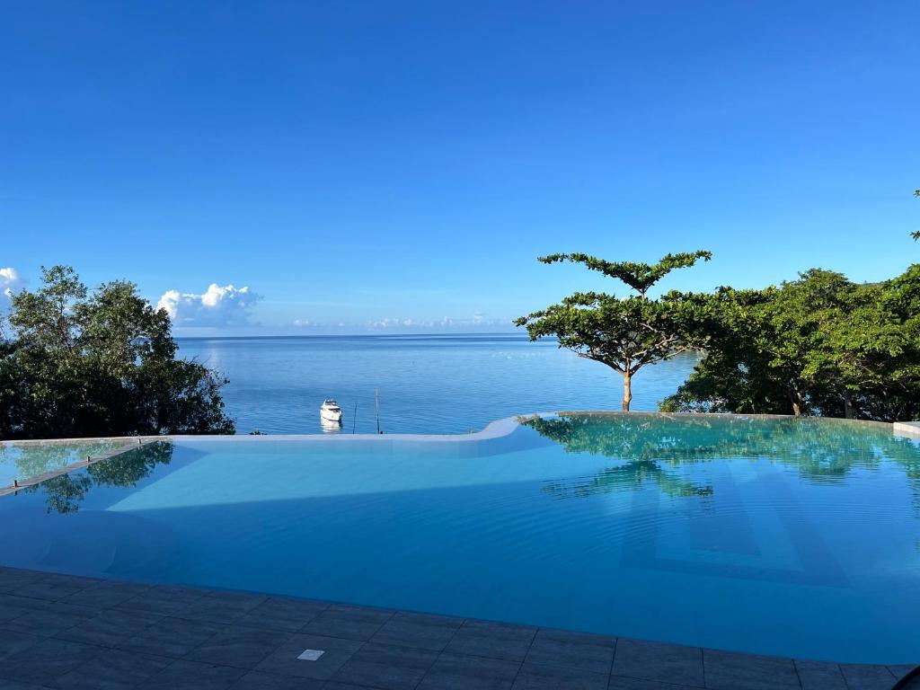Virly’z Top View Resort