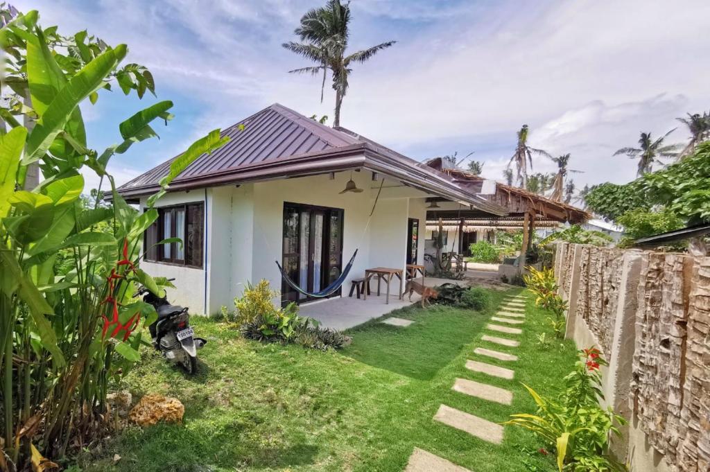 Yas villas homestay