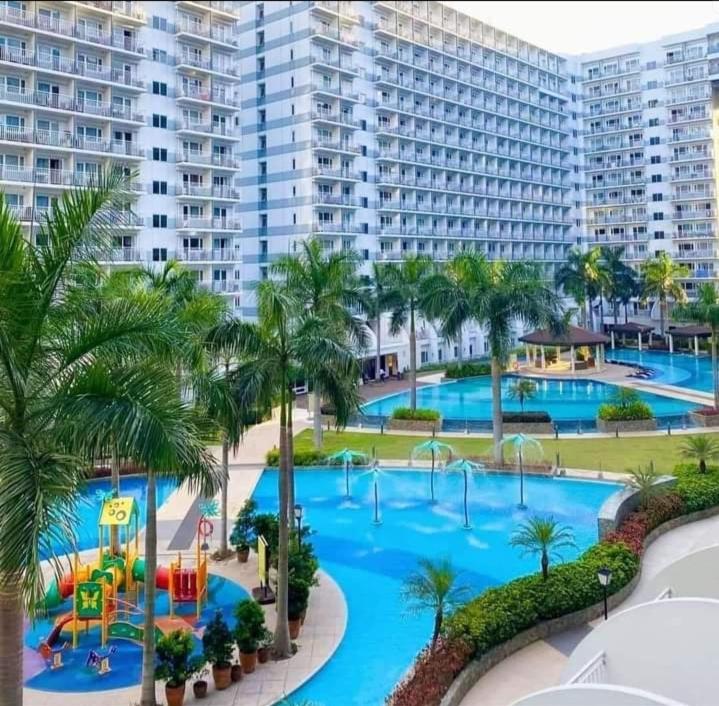 Yhanz Z Sea Residences